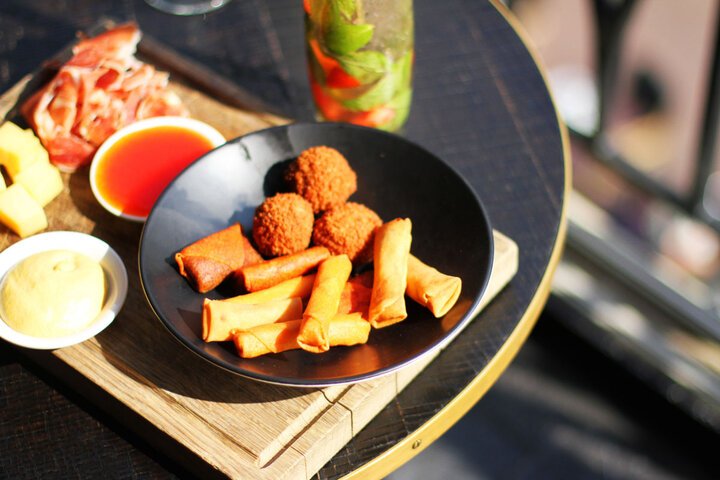 Dinner, Fingerfood, Drinks and Specials at De Kroon